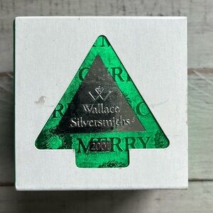 Wallace Silversmiths 2001 annual silver Christmas bell